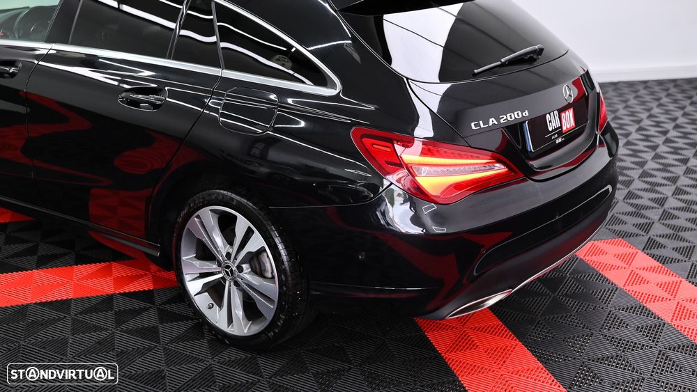 Mercedes-Benz CLA 200 d Shooting Brake Urban Aut. - 11
