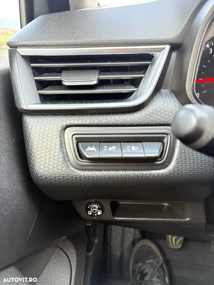 Renault Clio TCe 90 EQUILIBRE - 8