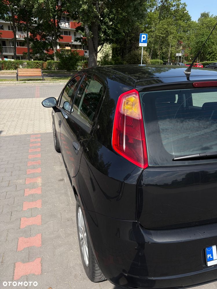 Fiat Grande Punto 1.3 Multijet 16V Dynamic - 12