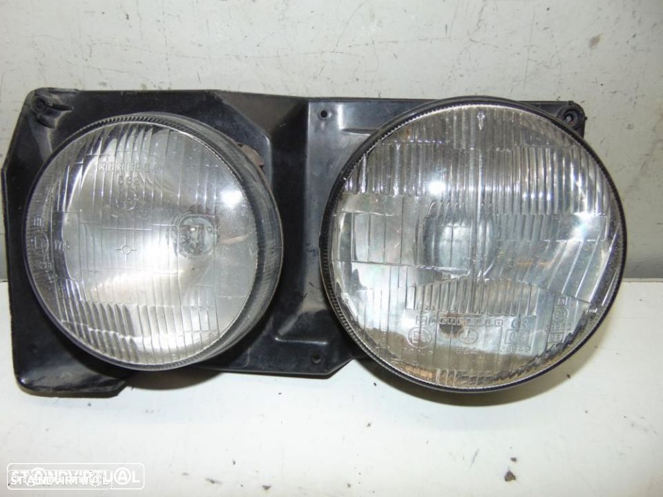 Lancia Delta par faróis - 7