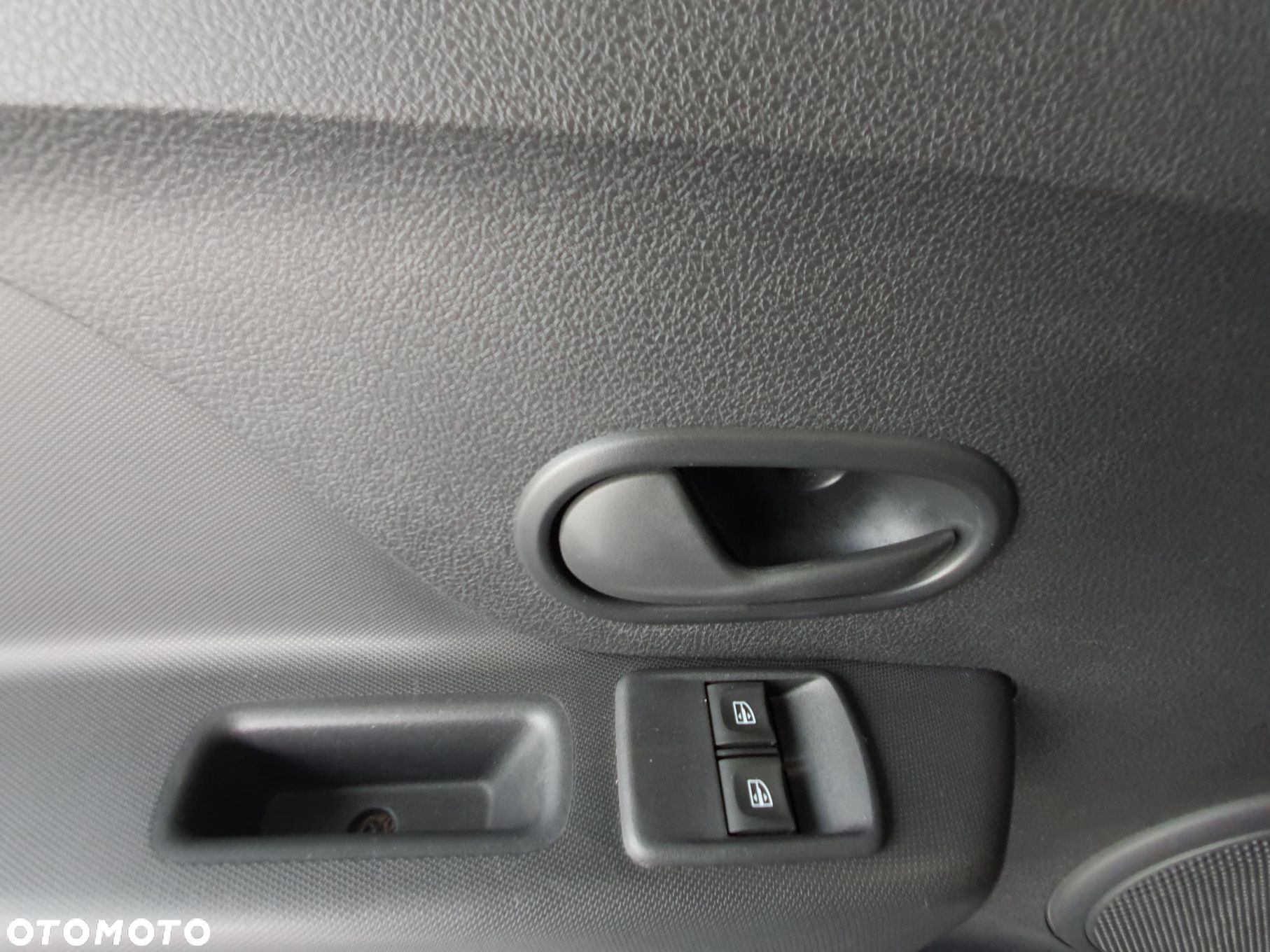 Dacia Logan 1.0 SCe Open - 16