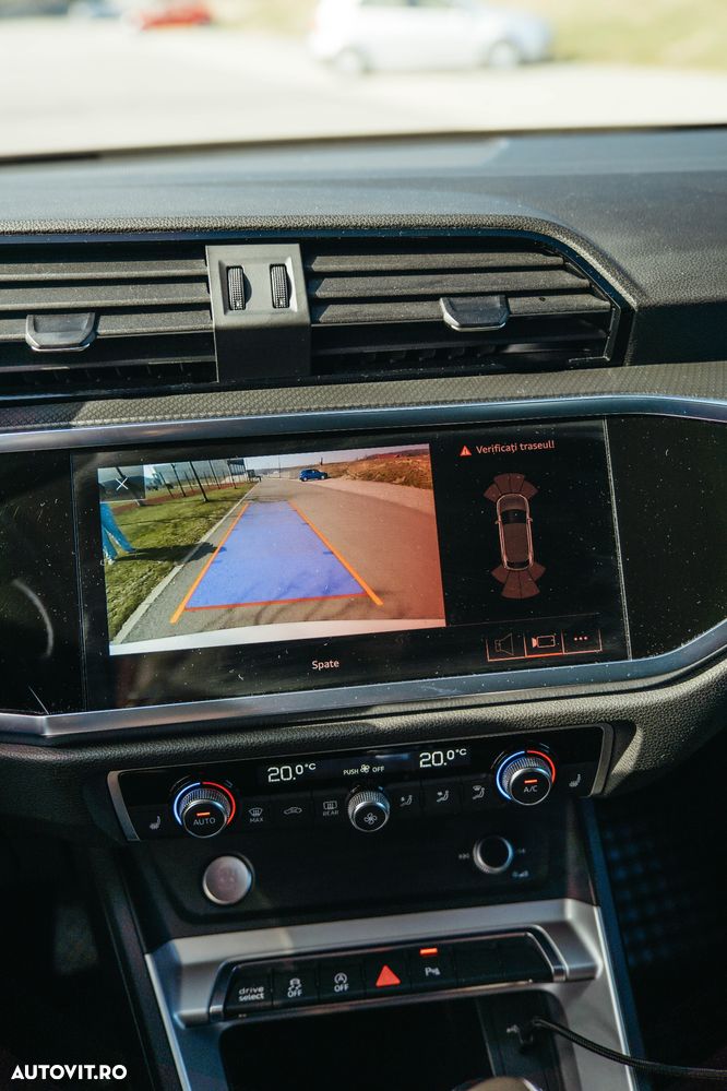 Audi Q3 ack 2.0 35 TDI S Line - 16