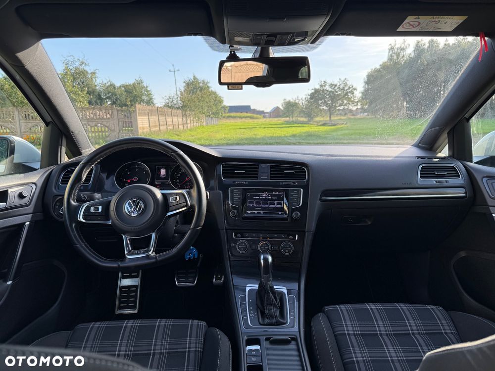 Volkswagen Golf 2.0 TDI BMT GTD DSG - 10