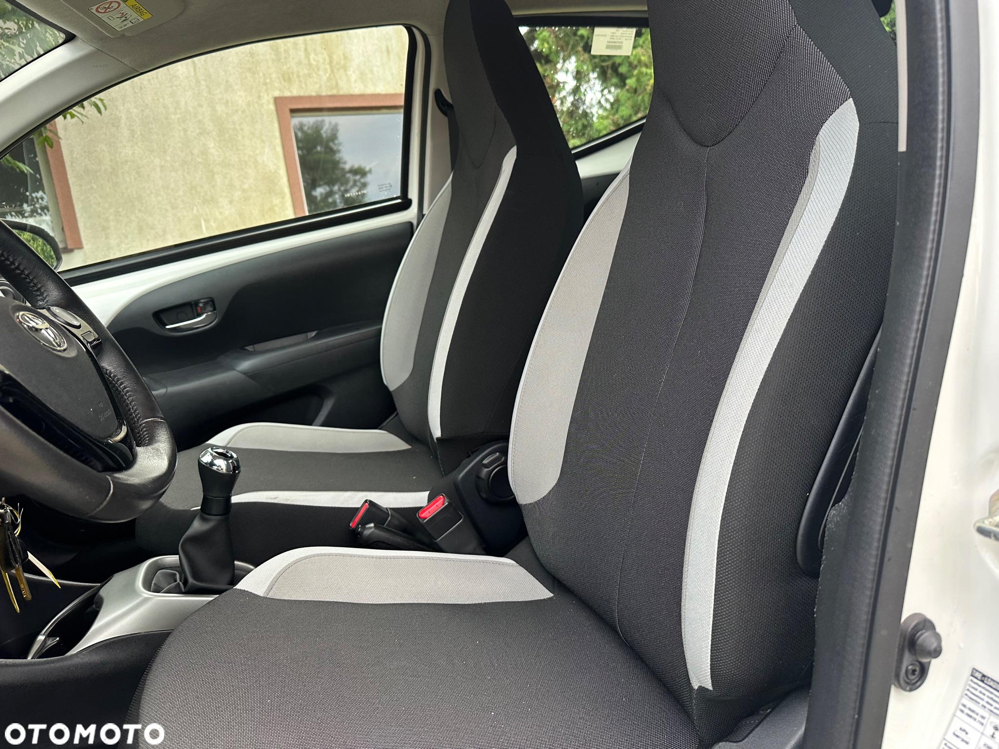 Toyota Aygo 1.0 VVT-i JBL Edition - 12