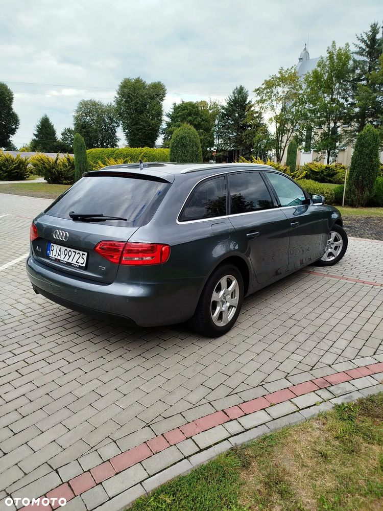 Audi A4 Avant 2.0 TDI - 7