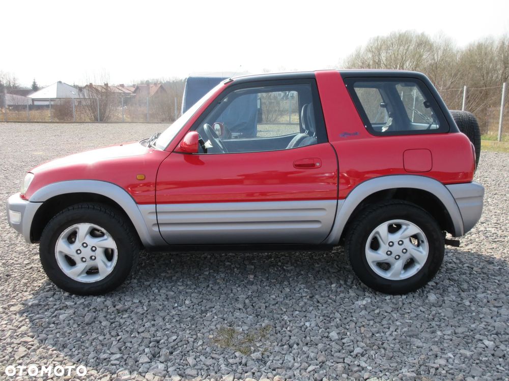 Toyota RAV4 2.0 Special - 8