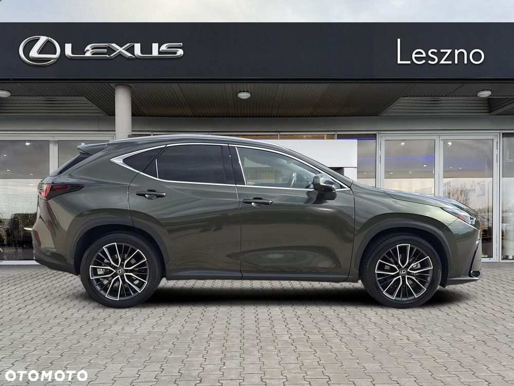 Lexus NX 350h Omotenashi AWD - 11
