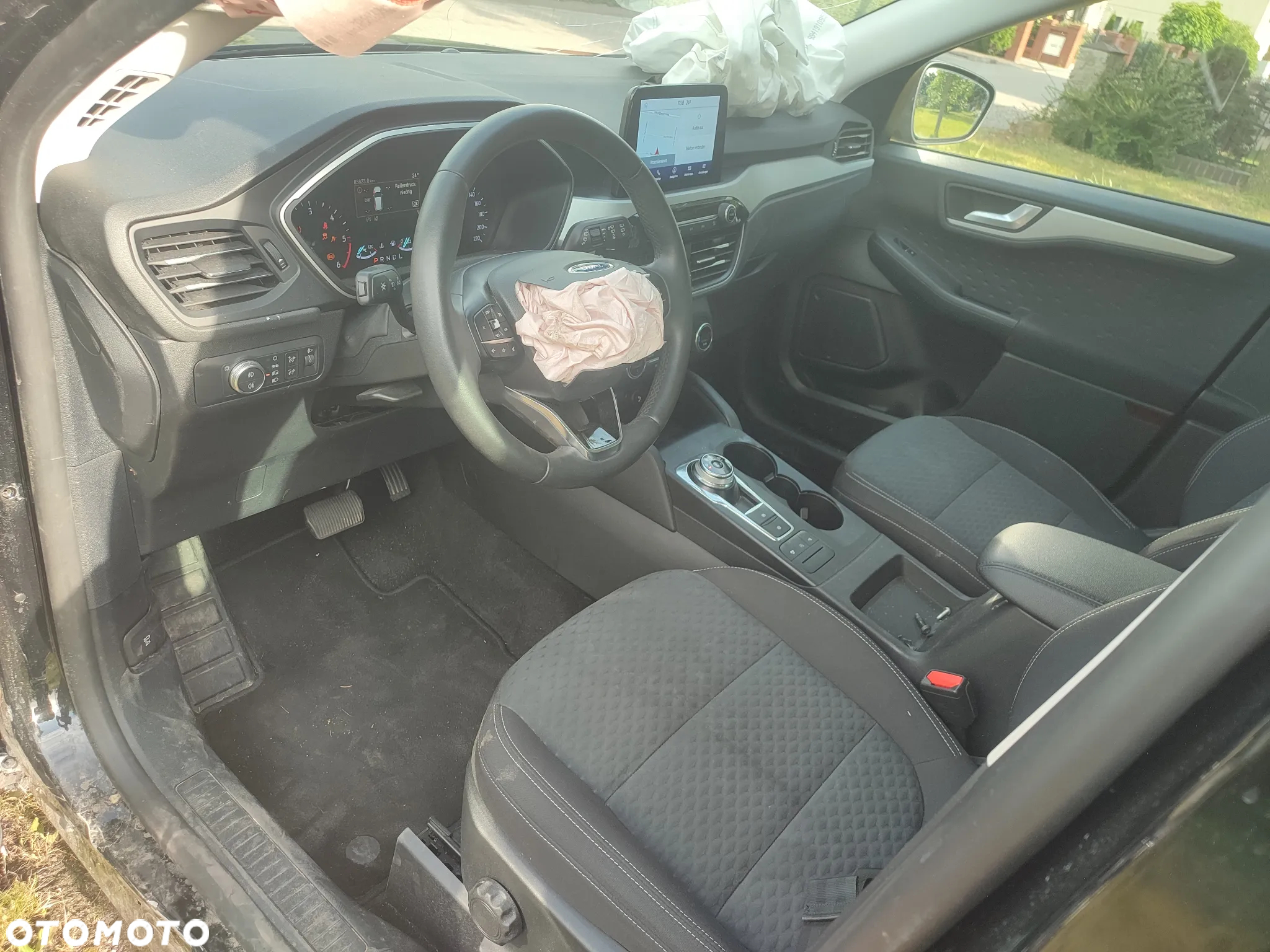 Ford Kuga - 8