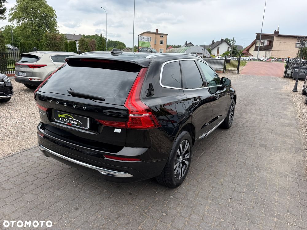 Volvo XC 60 T6 Plug-In Hybrid AWD Core - 33