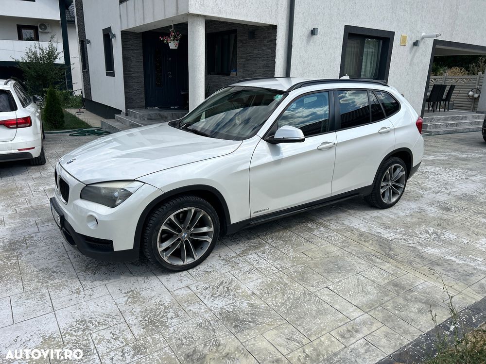 BMW X1 sDrive18d Sport Line - 1