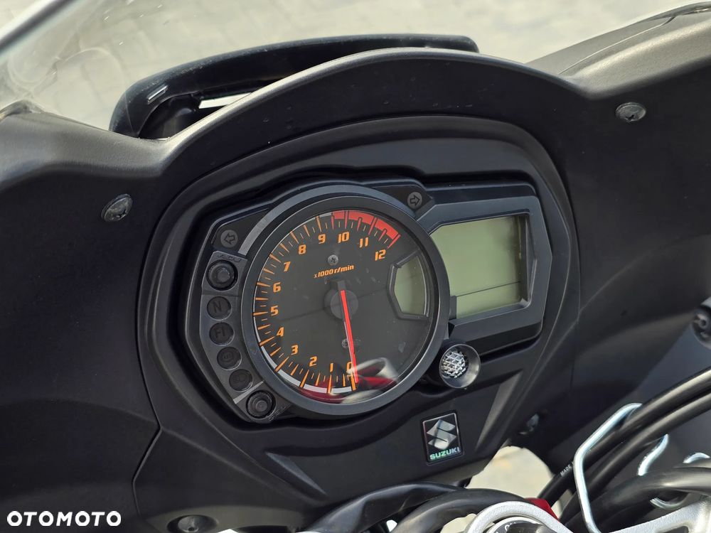 Suzuki GSX - 25