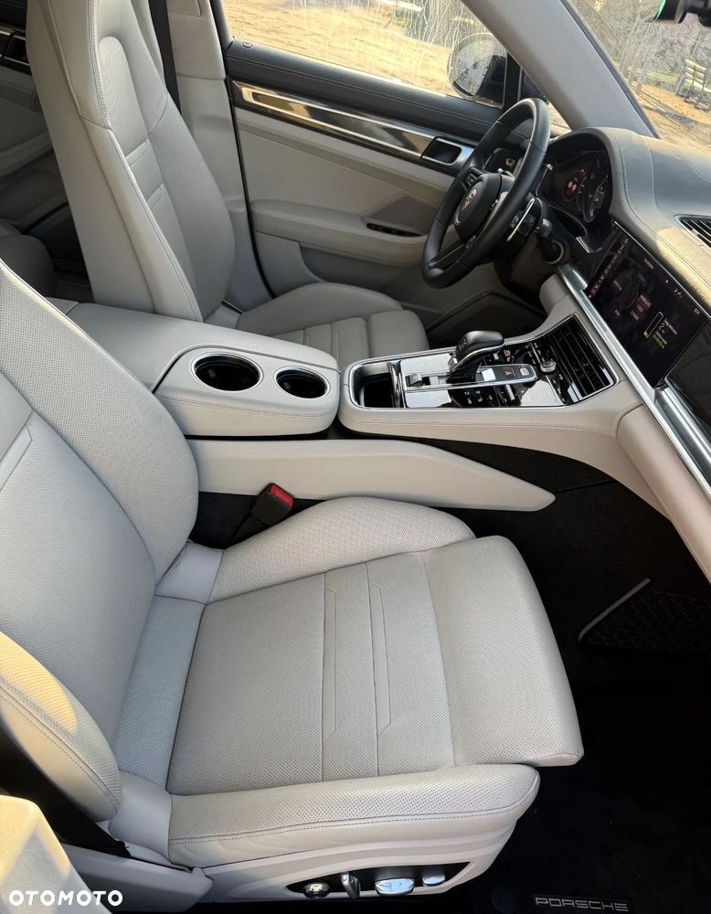 Porsche Panamera Turbo S E-Hybrid - 17
