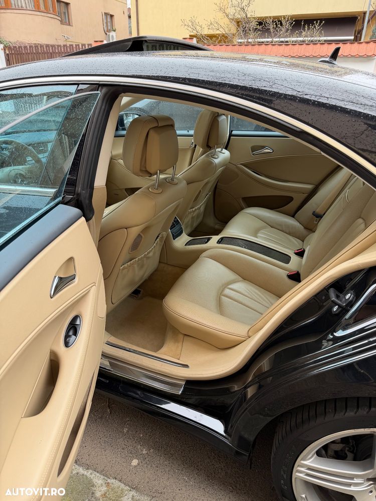 Mercedes-Benz CLS - 10