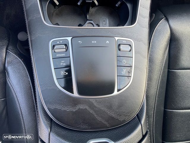Mercedes-Benz E 300 de 4Matic 9G-TRONIC AMG Line - 34