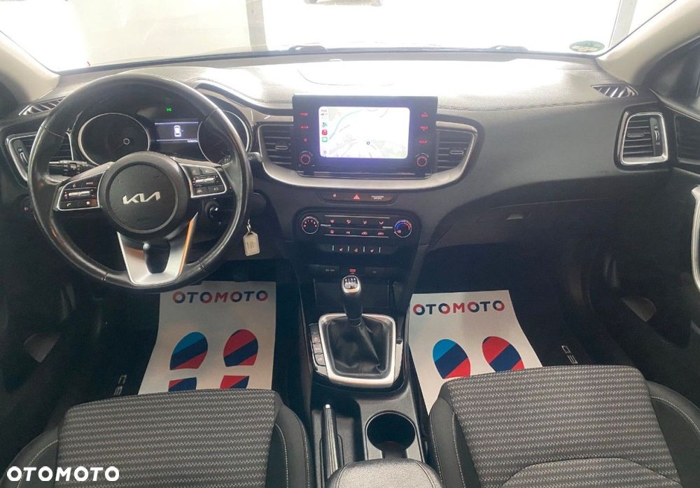 Kia Ceed - 19