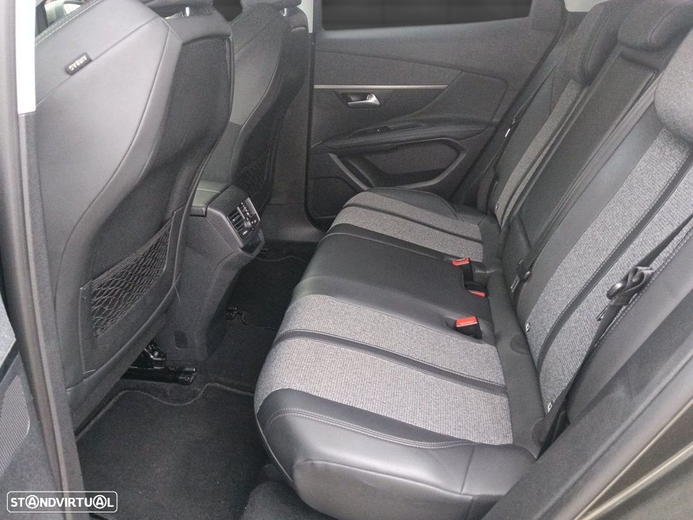 Peugeot 3008 1.6 BlueHDi Allure EAT6 J18 - 9