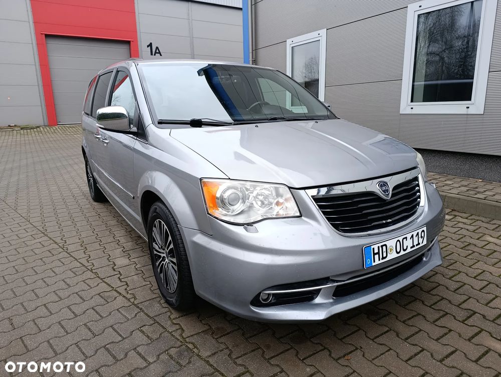 Lancia Voyager 2.8CRD S - 2