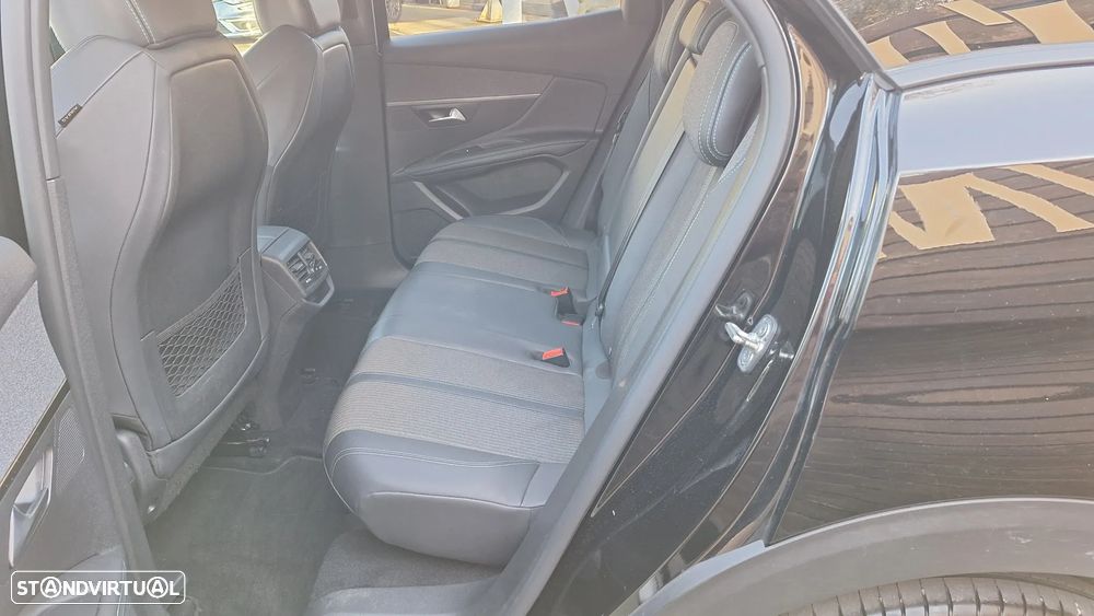 Peugeot 3008 1.5 BlueHDi Allure - 9