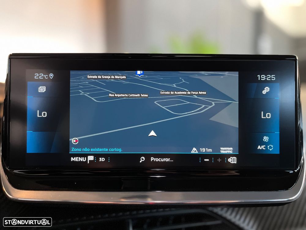 Peugeot 2008 1.2 Allure - 18