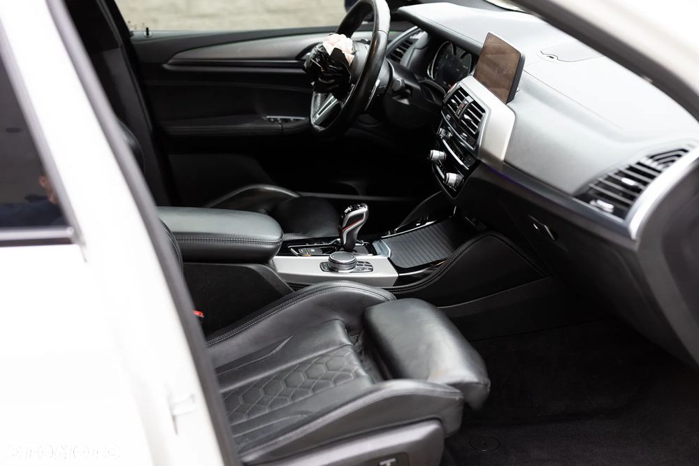 BMW X4 M xDrive M Competition - 11