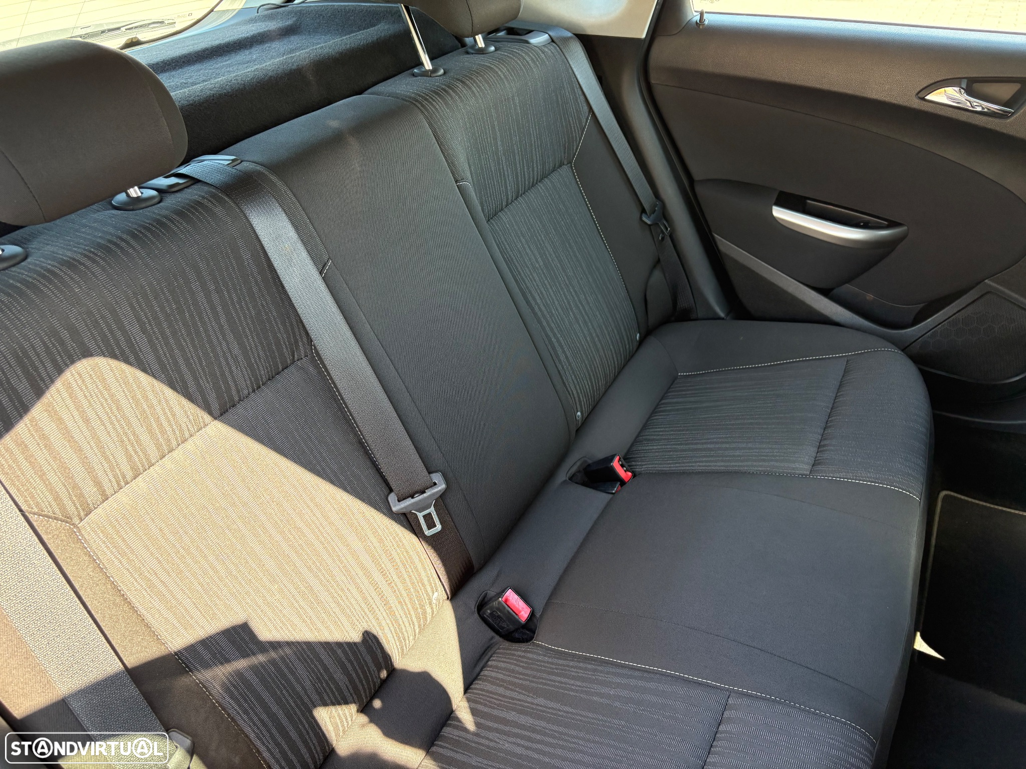 Opel Astra 1.3 CDTi Enjoy S/S 104g - 23