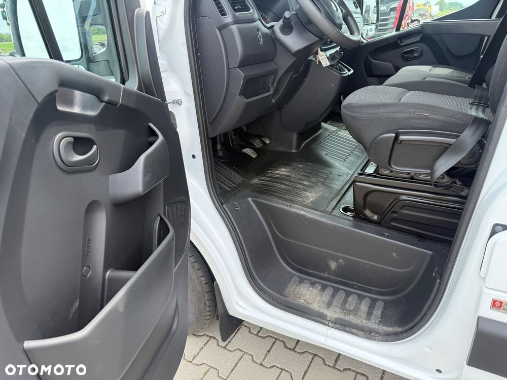 Renault MASTER 125 / BLASZAK / L2H2 / BAGAŻNIK DACHOWY / SPROWADZONY / STAN BDB / / / - 26