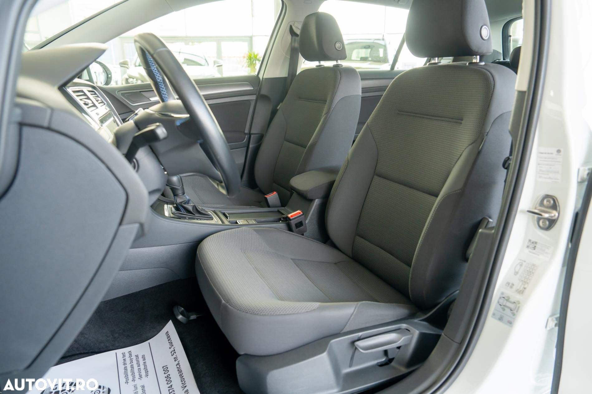 Volkswagen Golf e-Golf - 6