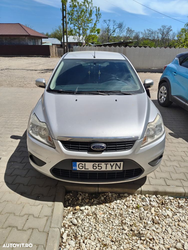 Ford Focus 1.6i Titanium - 4