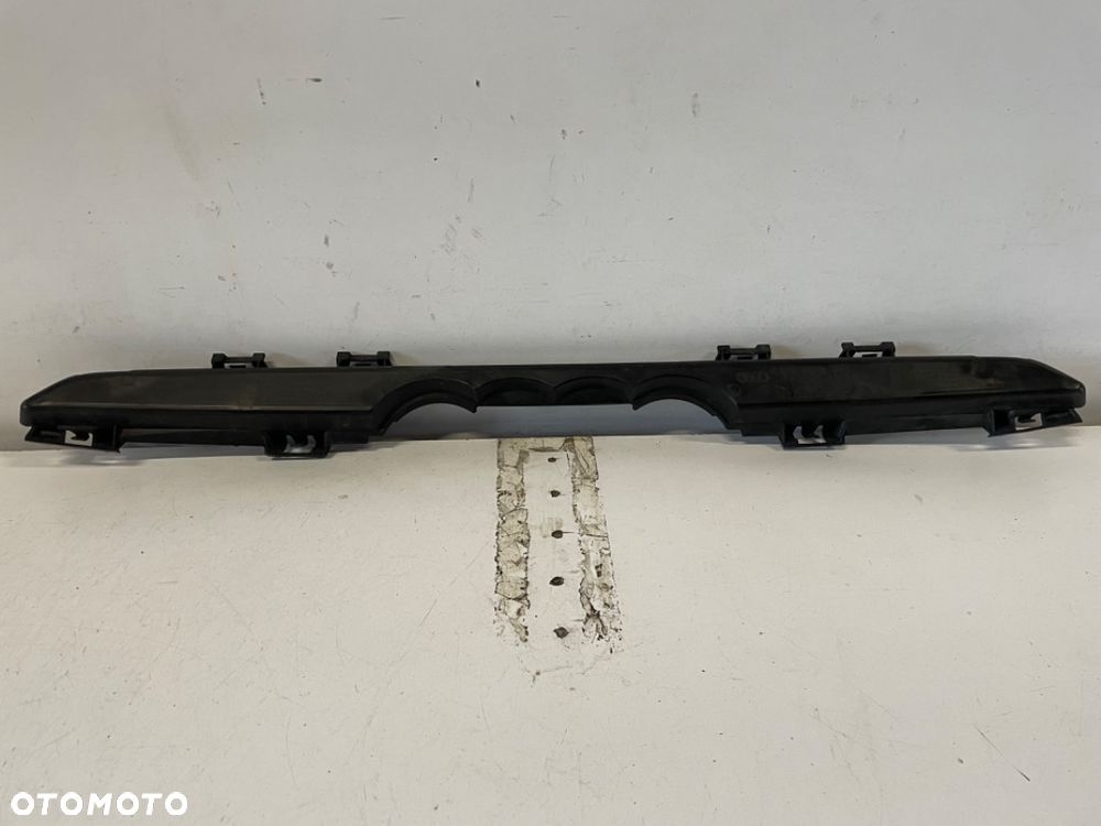 Wzmocnienie Grilla Audi A3 8v5 853 037