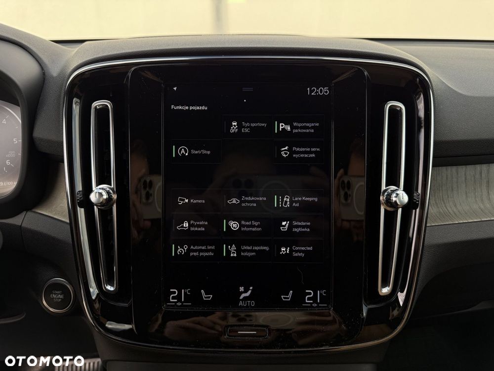 Volvo XC 40 - 18