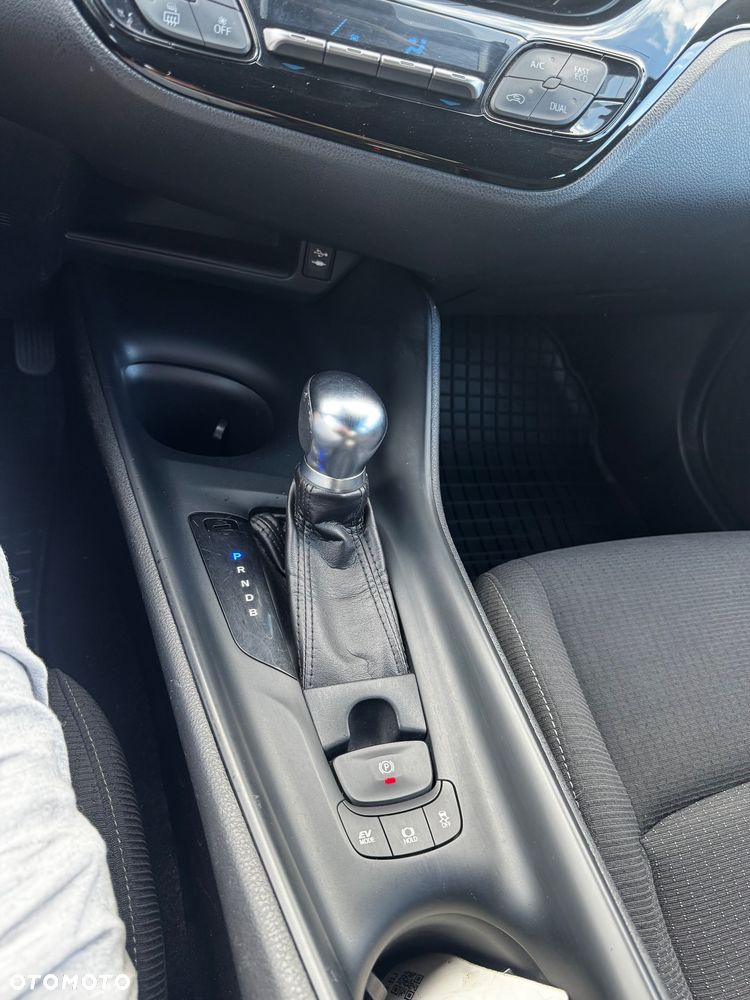 Toyota C-HR 1.8 Hybrid Style - 13