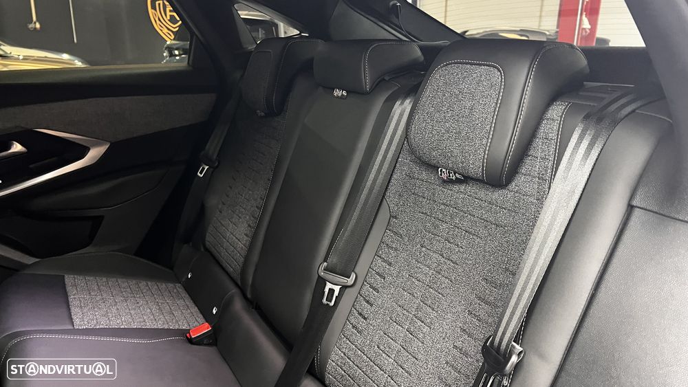 Peugeot 3008 Hybrid 145 e-DSC6 Allure - 53