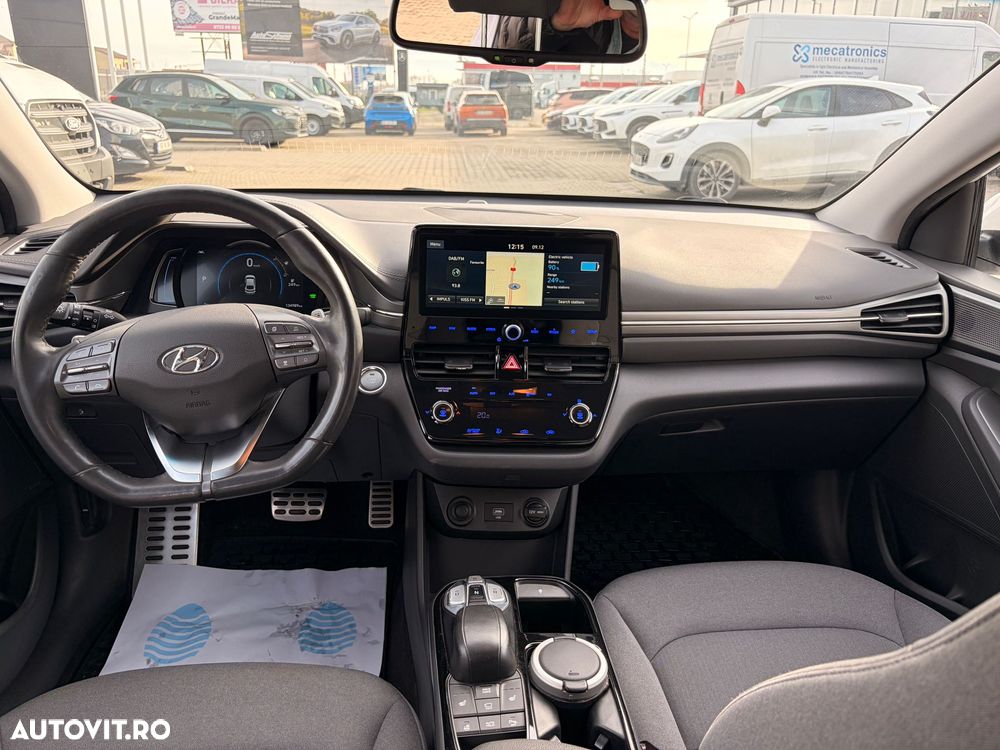Hyundai IONIQ - 6