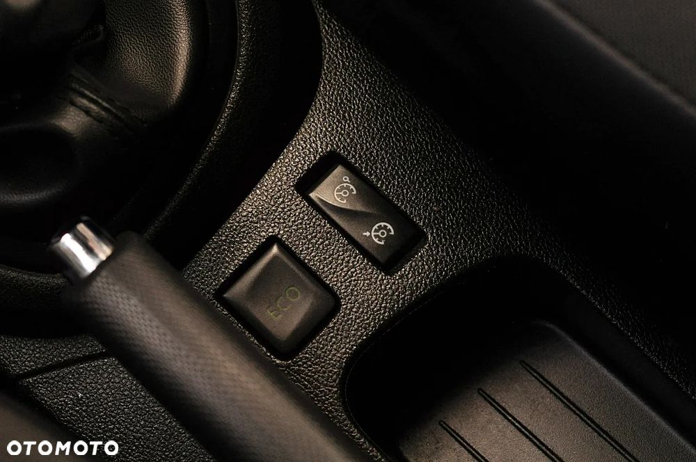 Renault Captur 1.2 Energy TCe Limited - 37