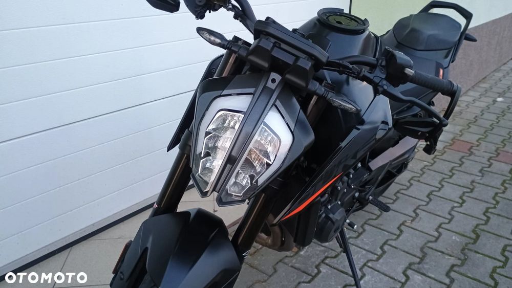 KTM Duke - 11