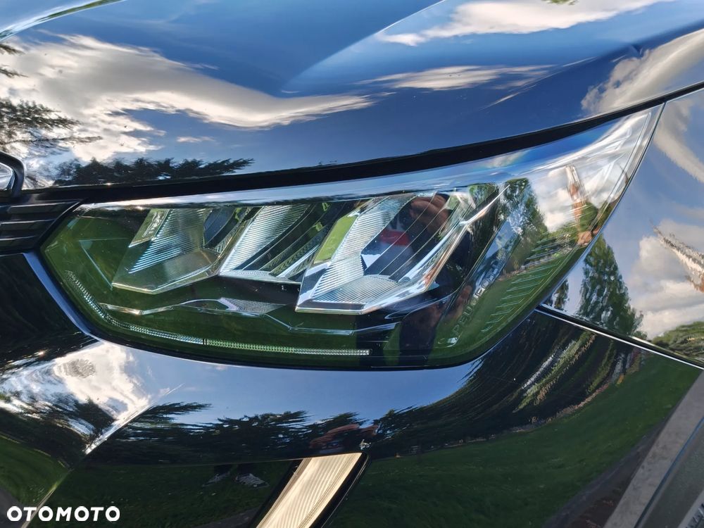 Peugeot 2008 BlueHDi 100 Allure - 16