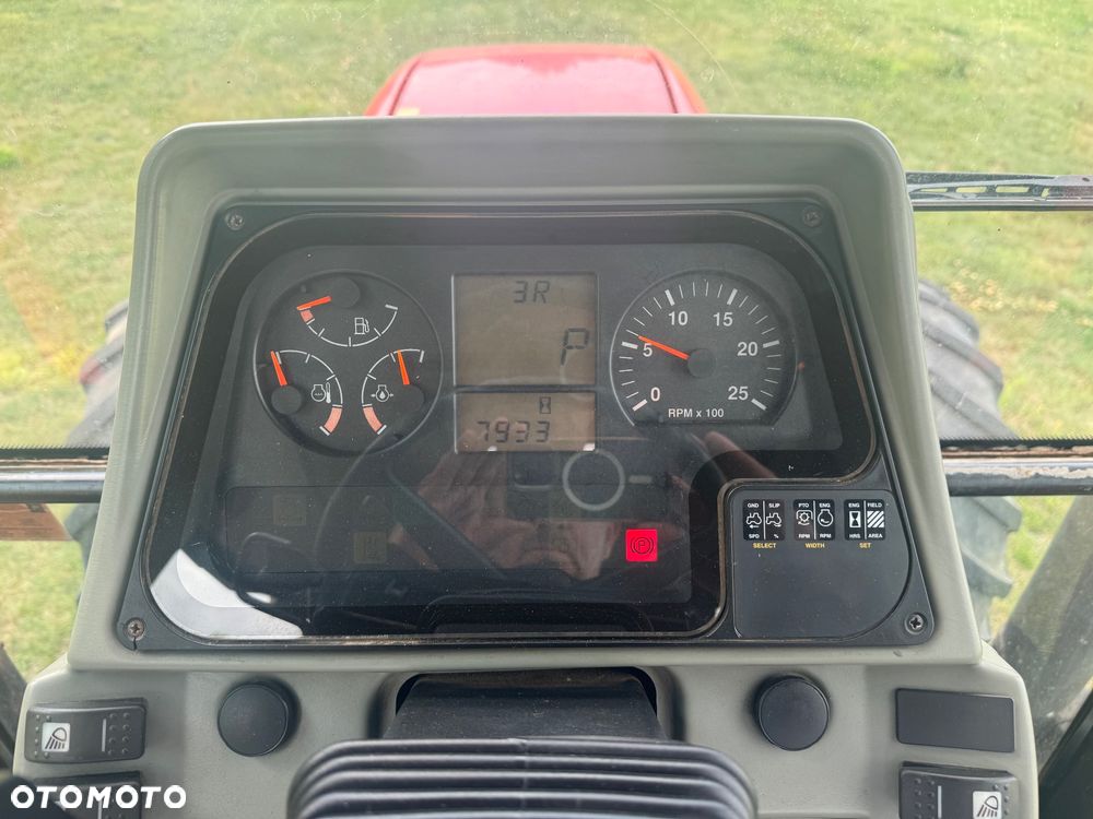 Massey Ferguson 8250 PowerControl - 9