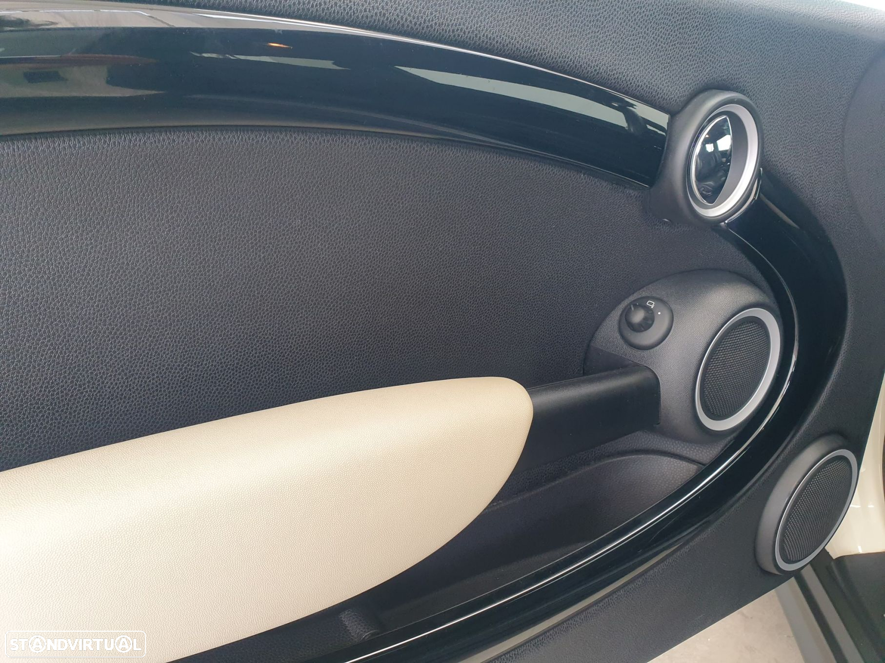 MINI 3 Portas Cooper D - 14