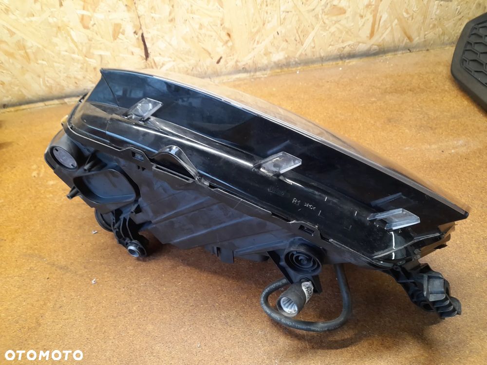 SKODA FABIA 4 IV LAMPA PRAWA FULL LED PRZEDNIA PRZÓD 6VB941016A - 6