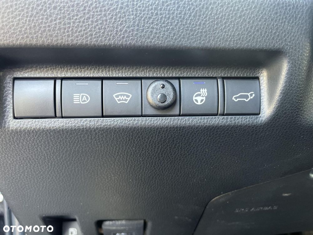 Toyota RAV4 2.5 Hybrid Black Edition by JBL 4x2 - 10