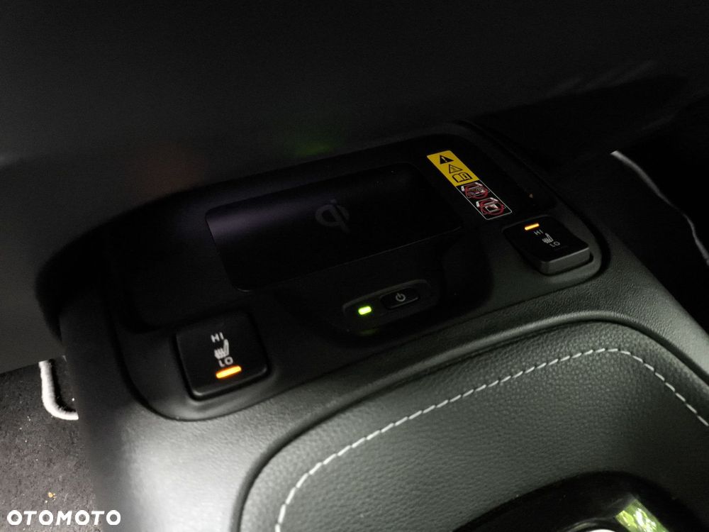 Toyota Corolla 1.8 Hybrid Style - 25