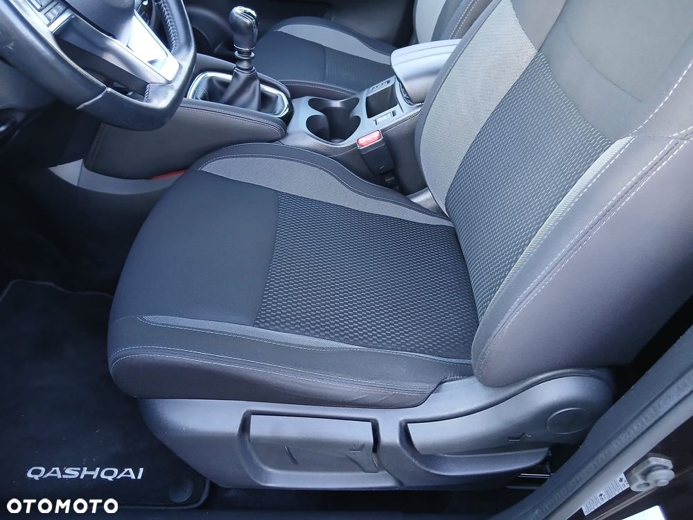 Nissan Qashqai 1.3 DIG-T Visia - 18