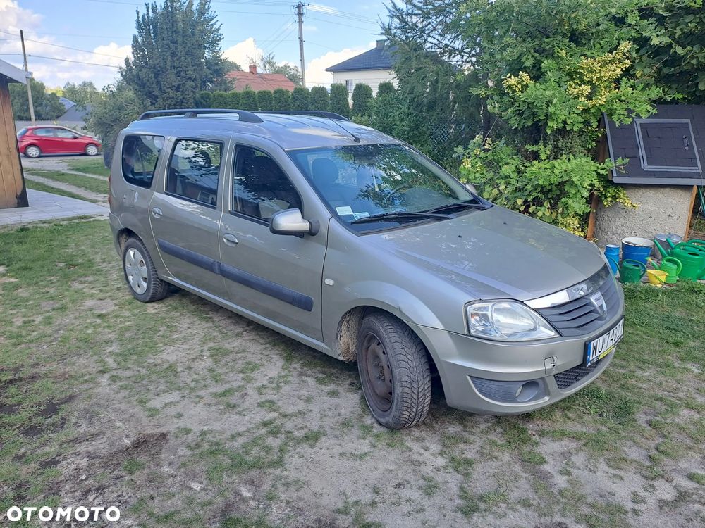 Dacia Logan 1.5 dCi Laureate - 4