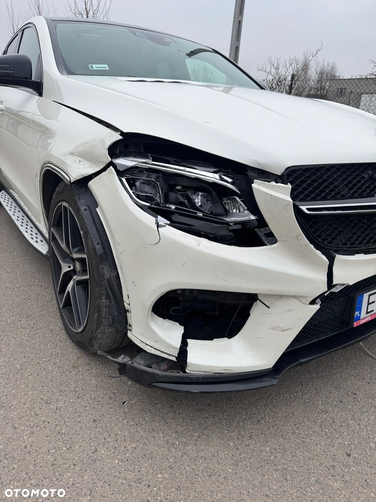 Mercedes-Benz GLE 350 d 4-Matic - 26