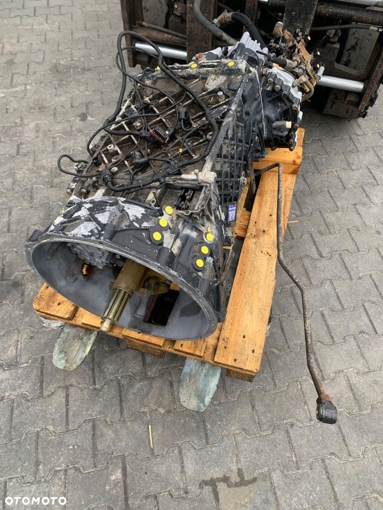 SKRZYNIA BIEGÓW HYDRO DRIVE MAN ZF 16 S 2523 TO - 3