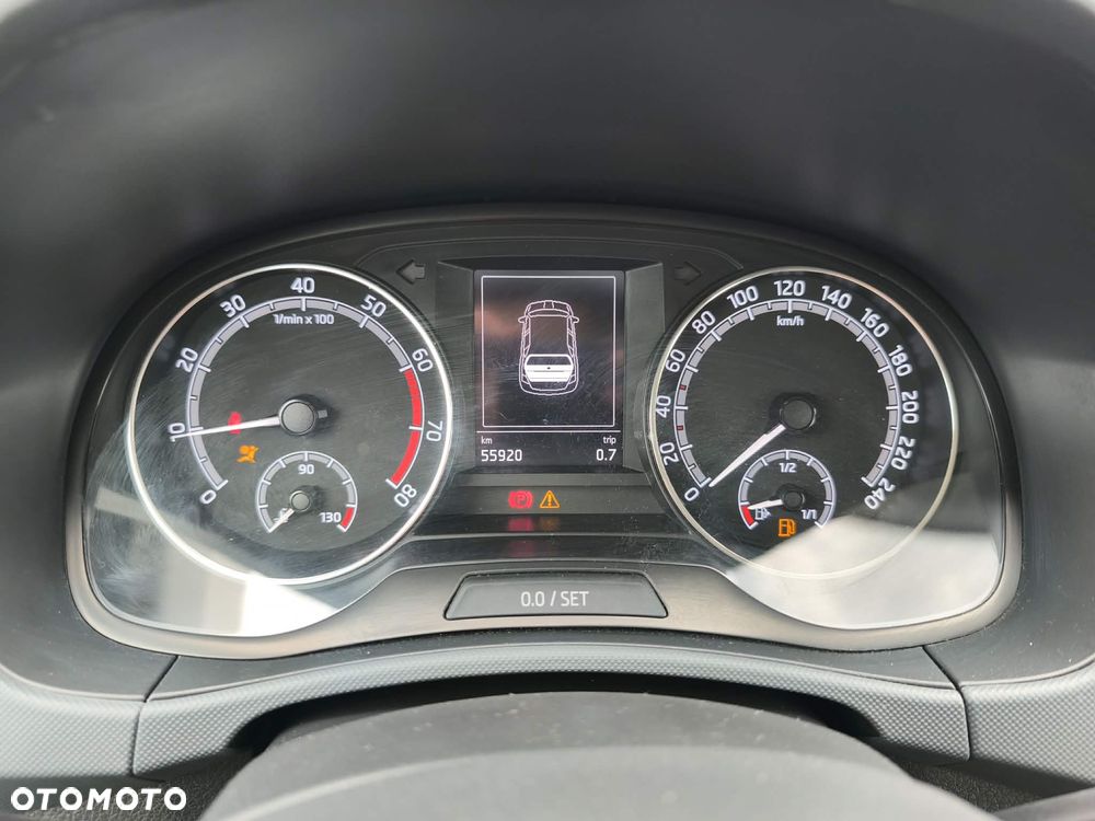 Skoda Fabia 1.0 MPI Active - 22