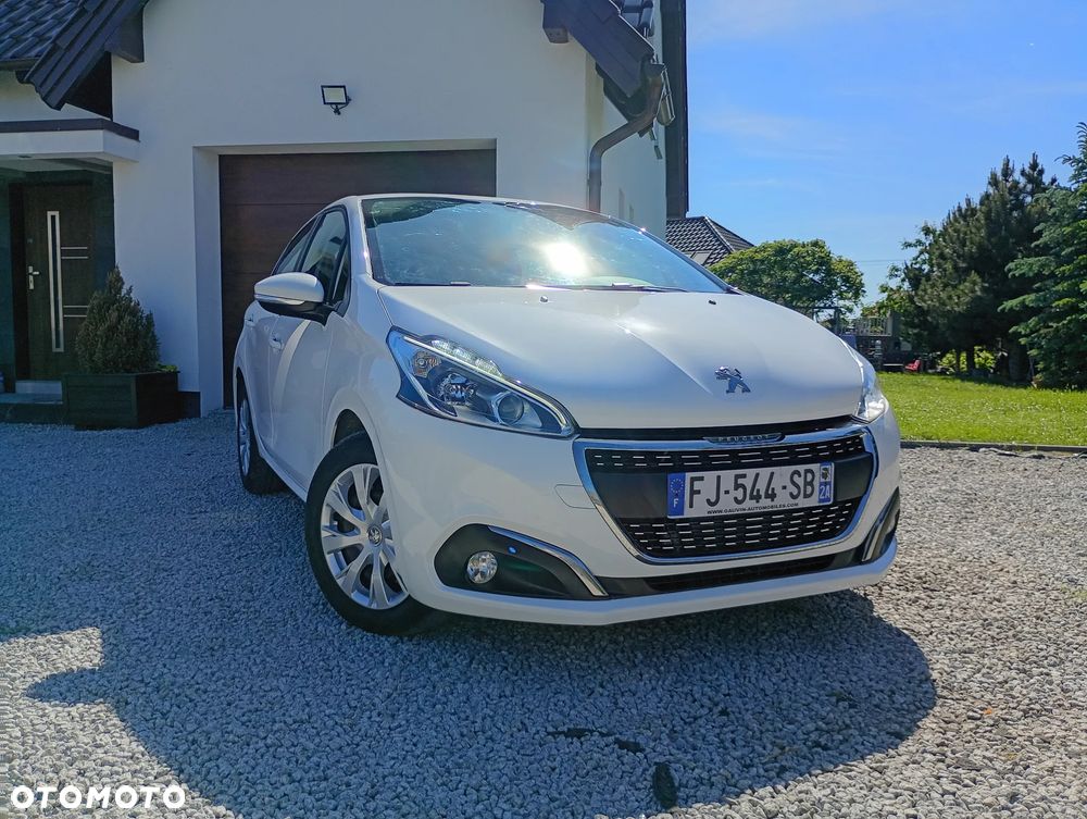 Peugeot 208 1.2 PureTech Allure - 2