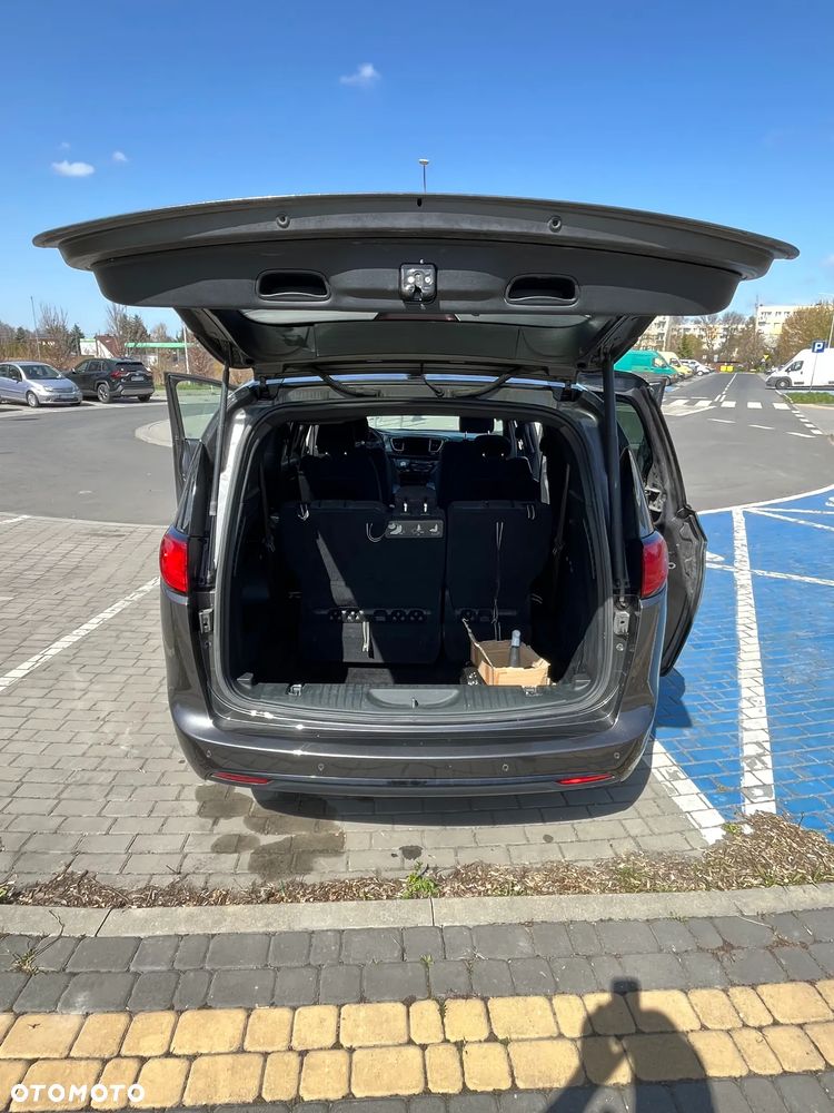 Chrysler Pacifica - 10