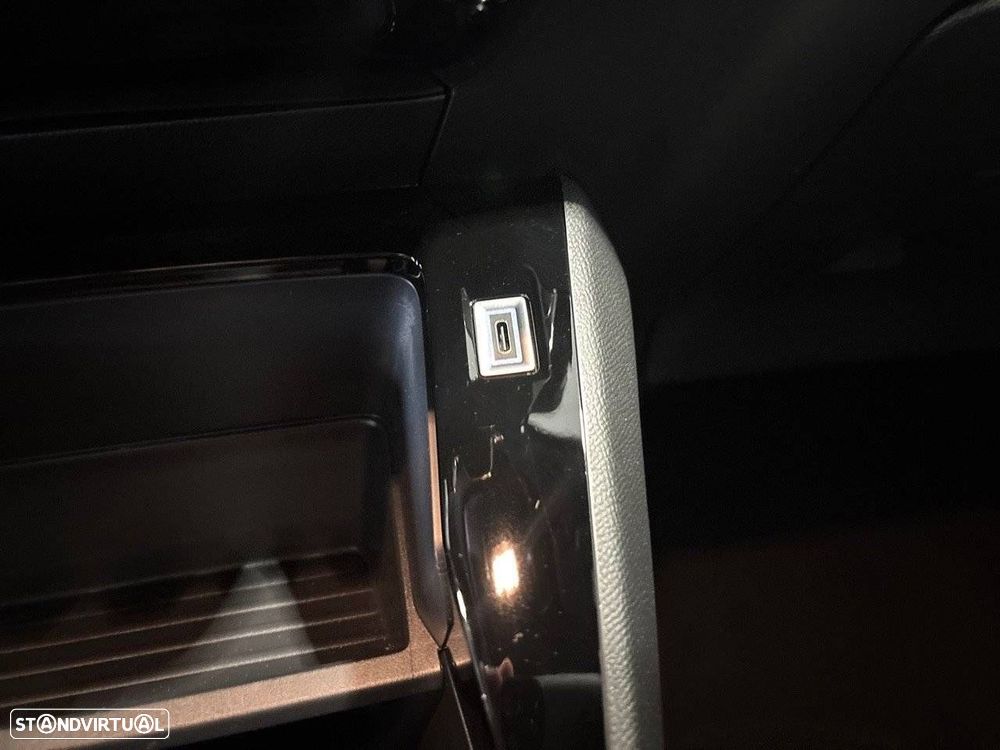 Peugeot 2008 1.2 PureTech Style - 10