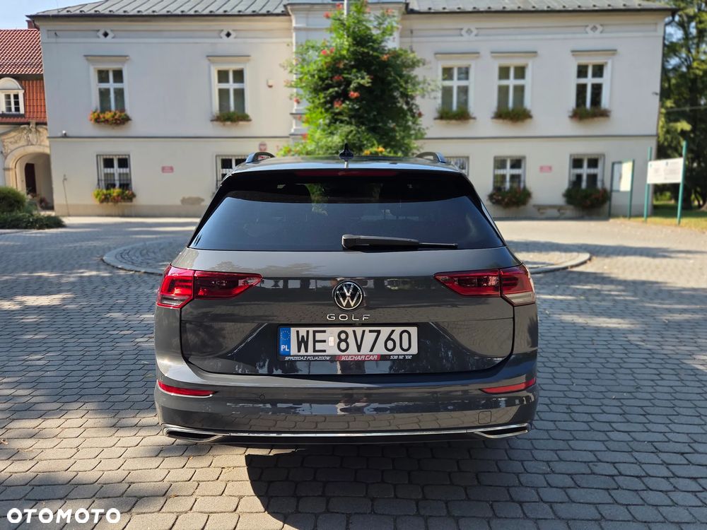 Volkswagen Golf Variant 2.0 TDI Life DSG - 11